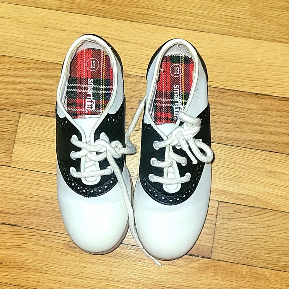 Girls saddle shoes size 13 (worn 1x in gymnasium)